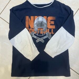 Nike Boys Size 7 Navy and White Long Sleeve Football Graphic Shirt